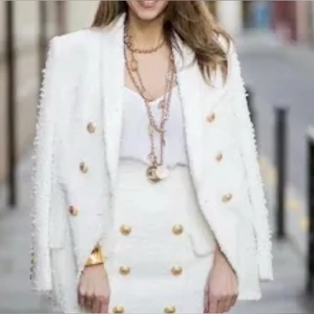 Authentic Balmain off white tweed blazer **SOLD OUT** Size 44 - Picture 3 of 15